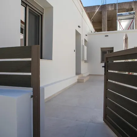 Nostos Rhodes Traditional Apartamento *